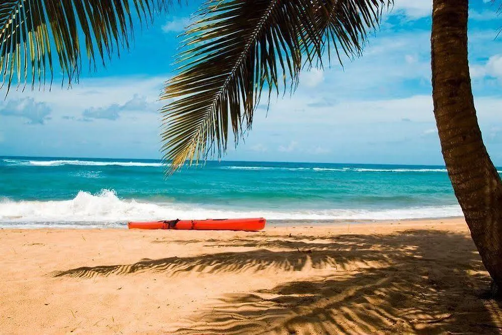 Villa Montana Beach Resort Isabela