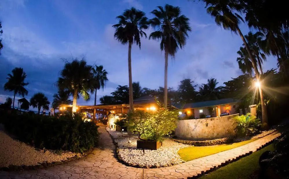 Villa Montana Beach Resort Isabela 4*,